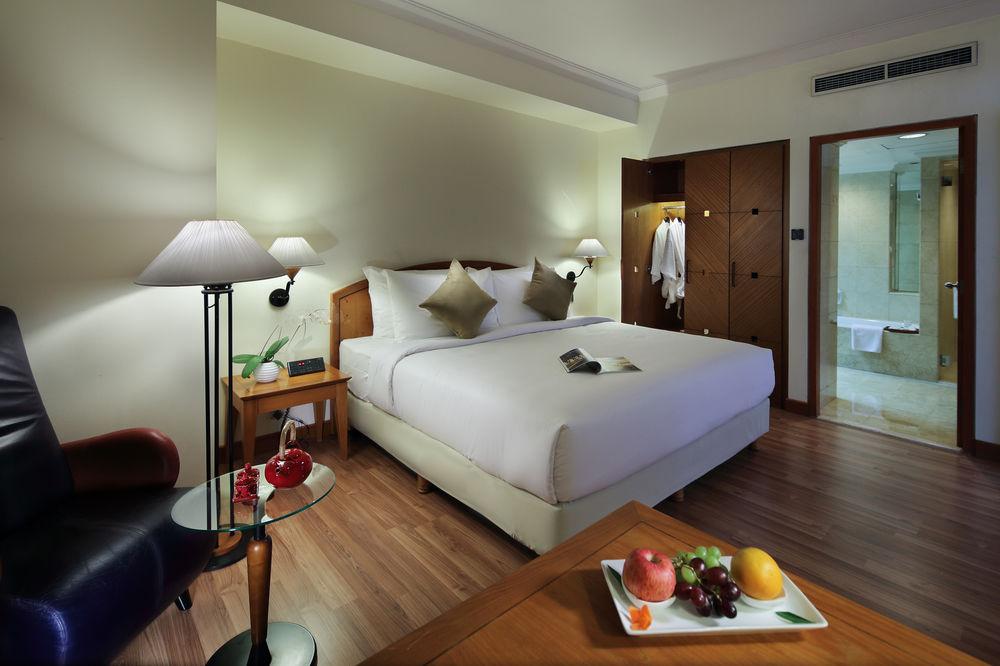 Four Points By Sheraton Batam Nagoya Exterior photo