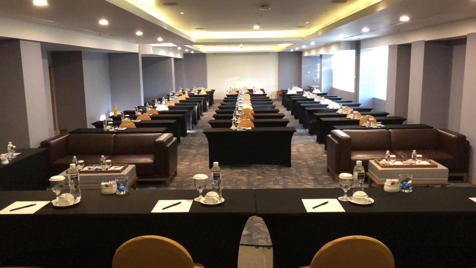 Four Points By Sheraton Batam Nagoya Exterior photo