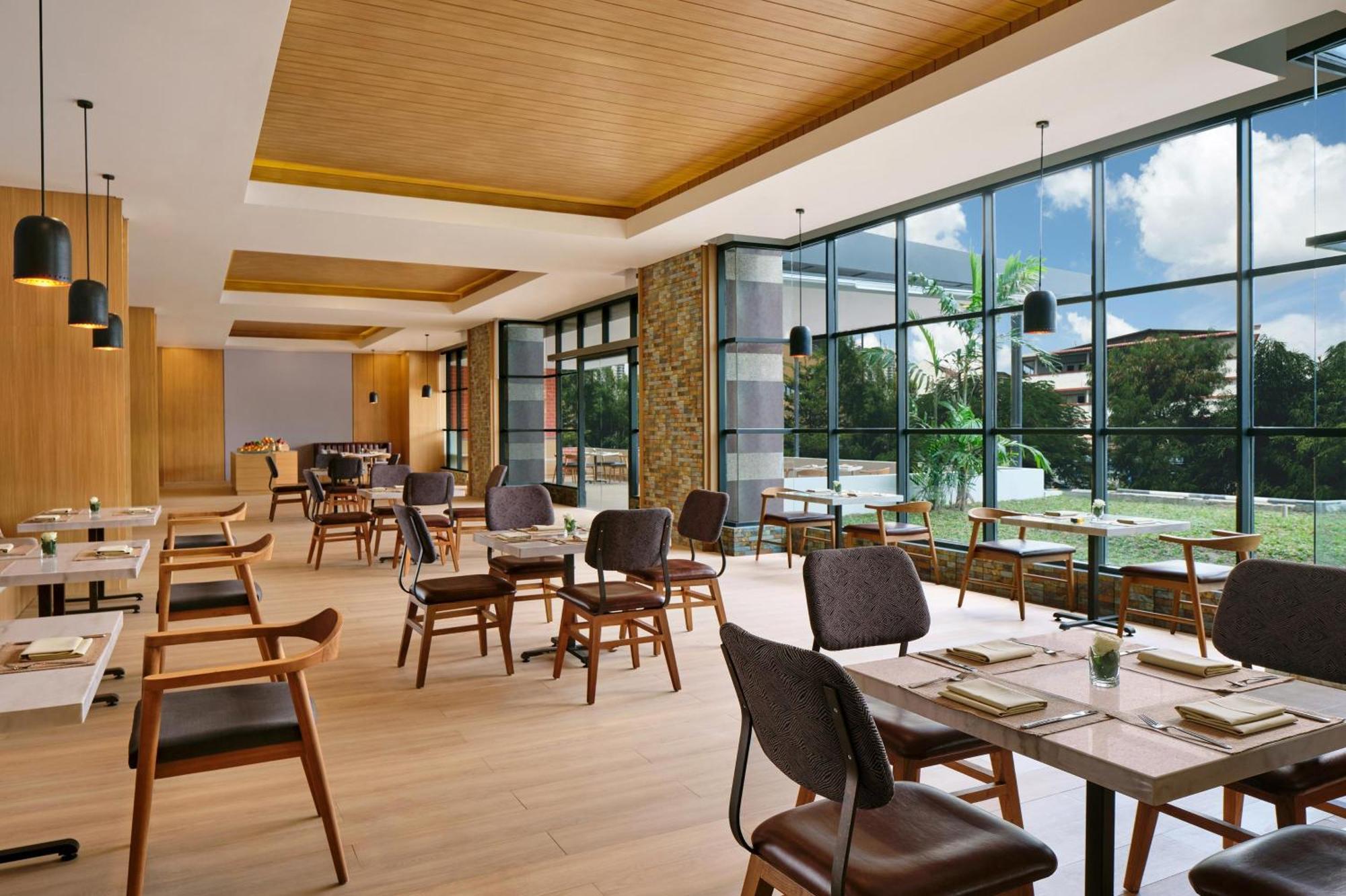 Four Points By Sheraton Batam Nagoya Exterior photo