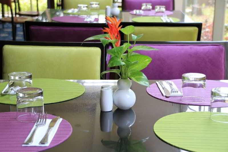 Four Points By Sheraton Batam Nagoya Exterior photo