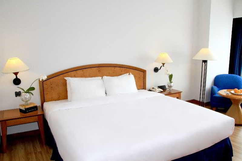 Four Points By Sheraton Batam Nagoya Exterior photo